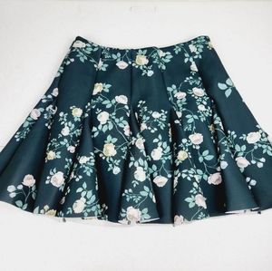 Lauren Conrad Runway Floral Scuba Skirt Women's Size 14 Green Fit & Flare